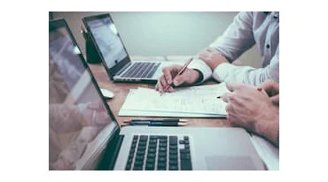 Everything You Need to Know About B2B Influencer Marketing